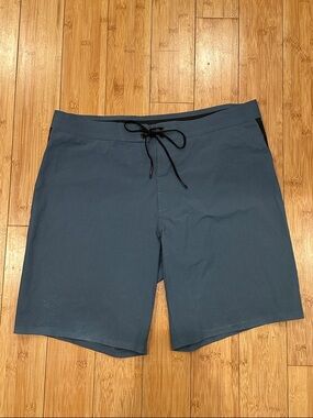 Vuori Knox Board Shorts- Light Deep Sea Medium/32
